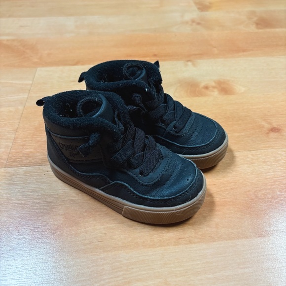 OshKosh Black Munir Tug & Go High Top Sneakers Toddler Size 6 - Picture 2 of 9